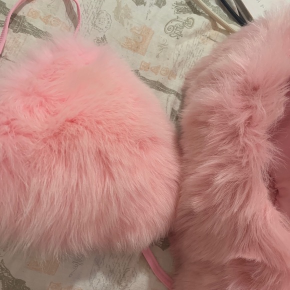 Pink furry Bra Top - Picture 7 of 7